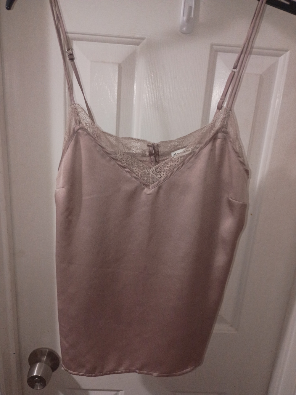 Abercrombie & Fitch Lace-Trim Satin Cami Top in dusty pink